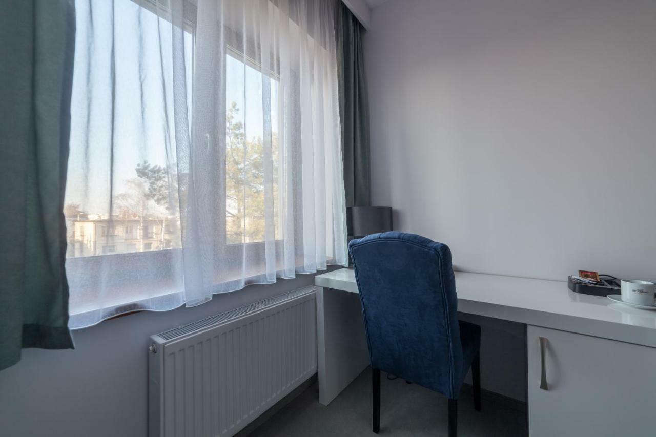 Kościan Novopolska - Hotel I Restauracja מראה חיצוני תמונה